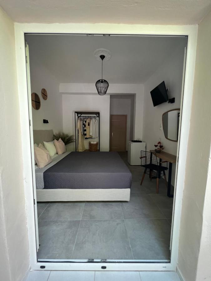 Australia Hotel Skiathos Town Exterior foto